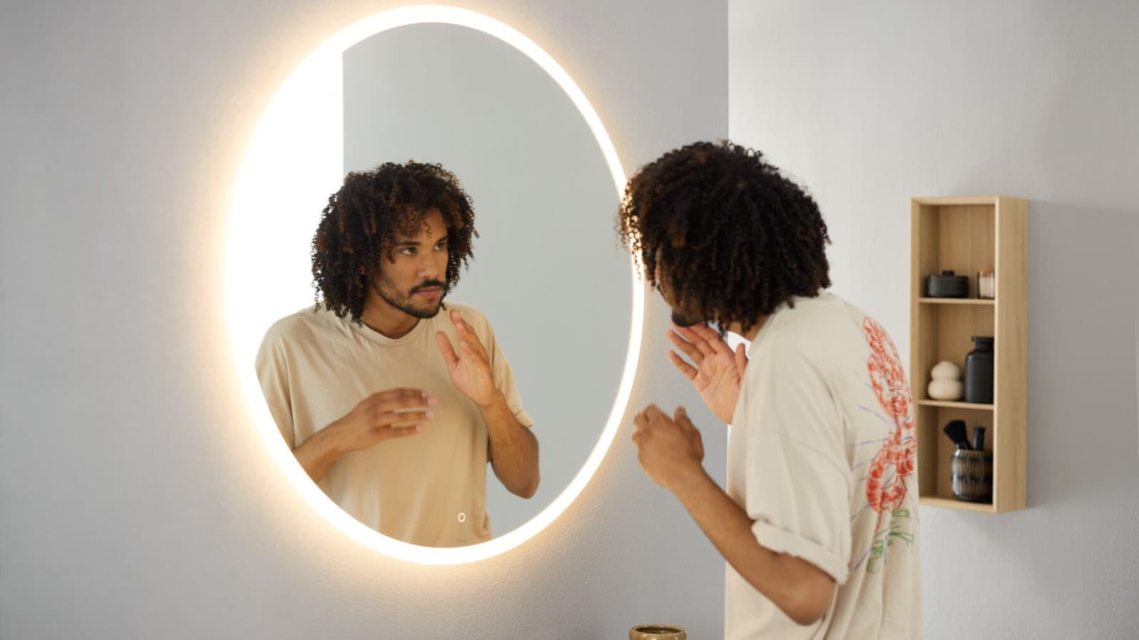 90 cm skersmens Option veidrodis (© Geberit) 90 cm skersmens Option veidrodis (© Geberit)