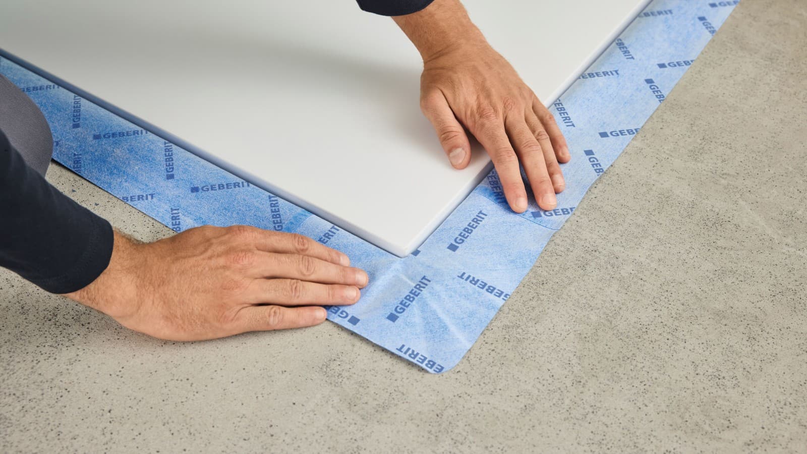 CleanFloor30 dušo paviršiaus sandarinimas CleanFloor30 dušo paviršiaus sandarinimas