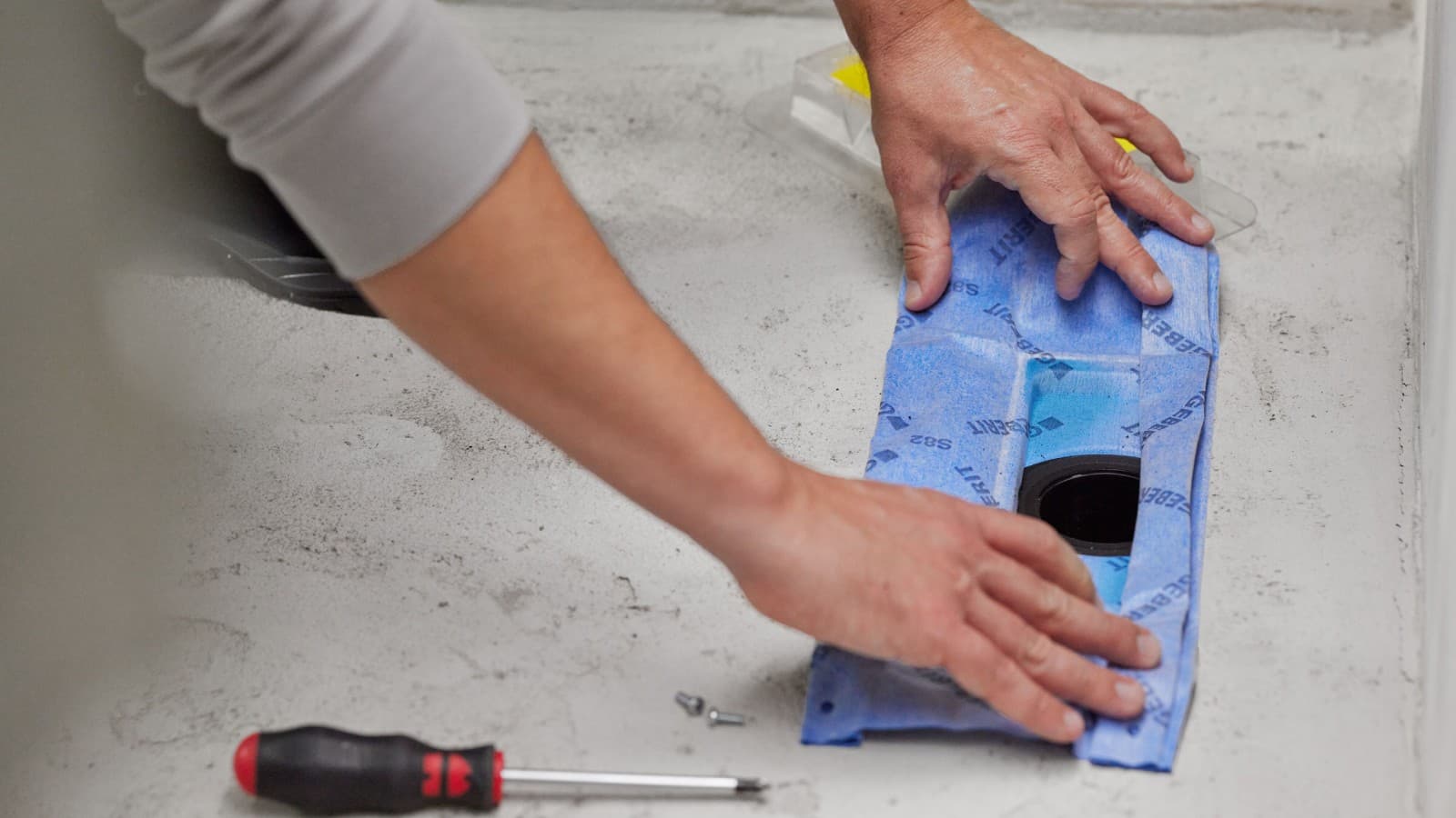 CleanLine dušo latako sandarinimas CleanLine dušo latako sandarinimas