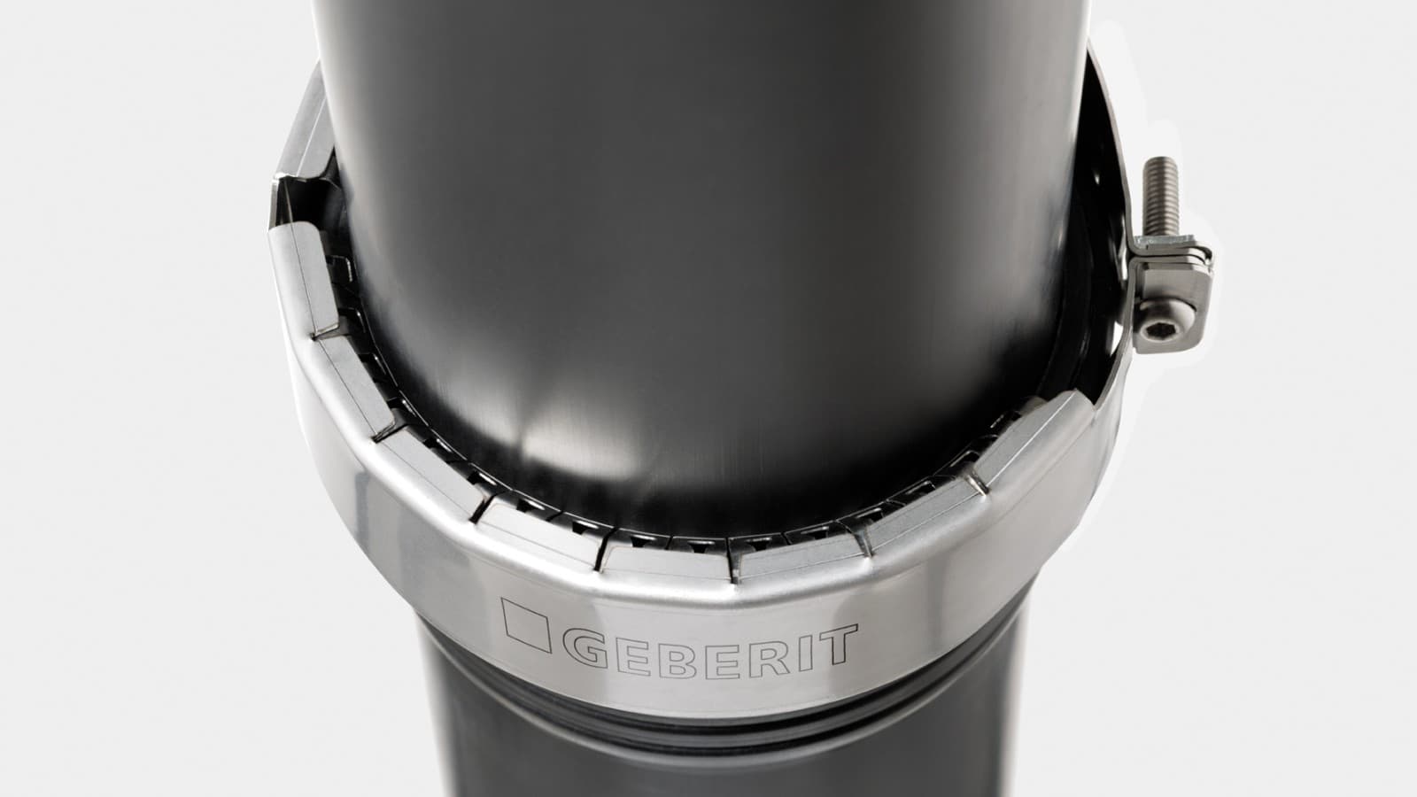 The Geberit retaining claw equips Silent-PP for roof drainage applications The Geberit retaining claw equips Silent-PP for roof drainage applications