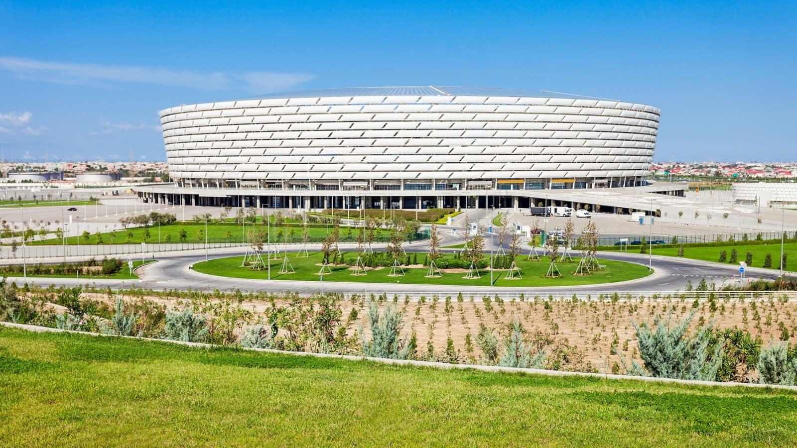 Baku olimpinis stadionas, Baku, Azerbaidžanas (© Andrey Khrobostov / Alamy Stock Photo) Baku olimpinis stadionas, Baku, Azerbaidžanas (© Andrey Khrobostov / Alamy Stock Photo)